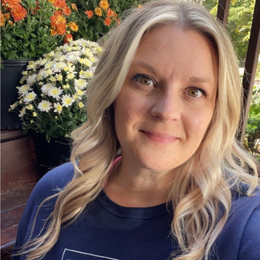 Meet your Posher, Alisha